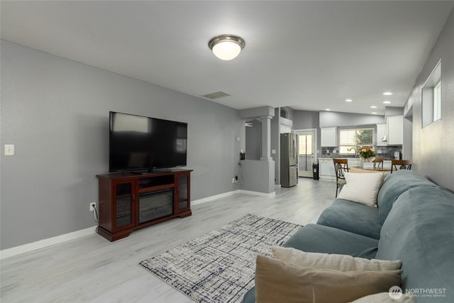 250 Dallas Street, Mount Vernon, WA 98274