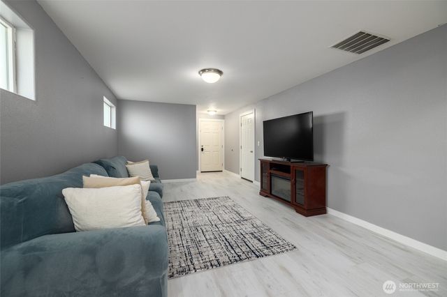 250 Dallas Street, Mount Vernon, WA 98274