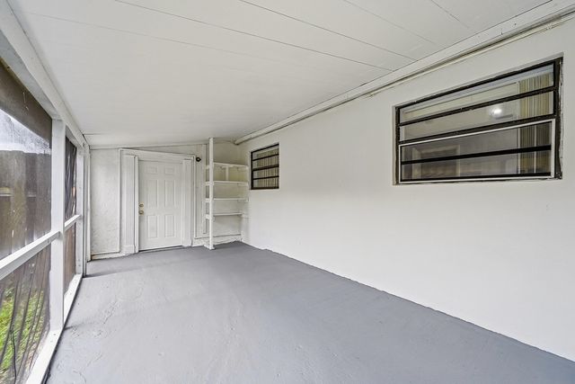 4401 NW 33rd Street, Lauderdale Lakes, FL 33319