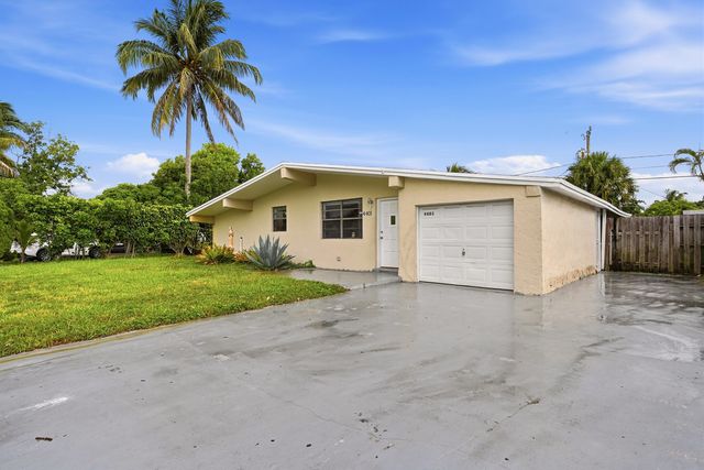 4401 NW 33rd Street, Lauderdale Lakes, FL 33319