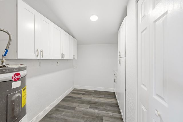 4401 NW 33rd Street, Lauderdale Lakes, FL 33319