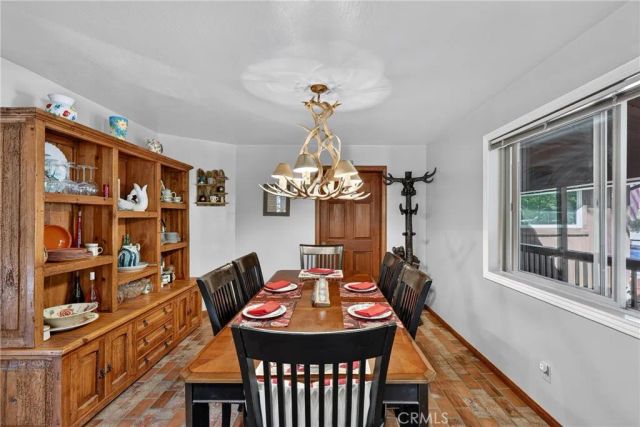 374 Grass Valley Road, Lake Arrowhead, CA 92352