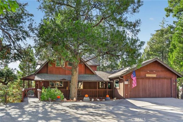 374 Grass Valley Road, Lake Arrowhead, CA 92352