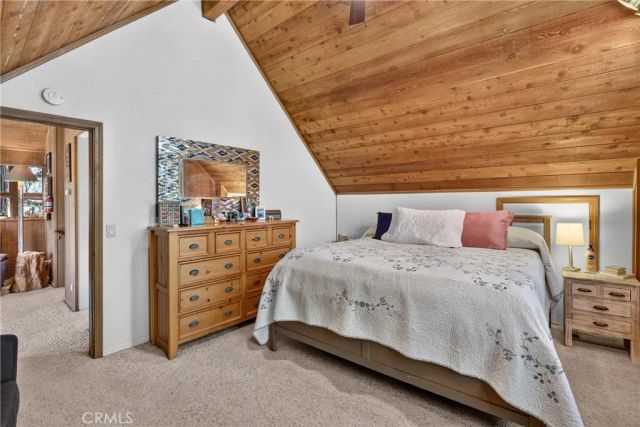 374 Grass Valley Road, Lake Arrowhead, CA 92352
