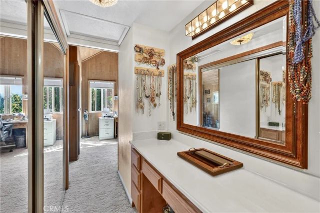 374 Grass Valley Road, Lake Arrowhead, CA 92352
