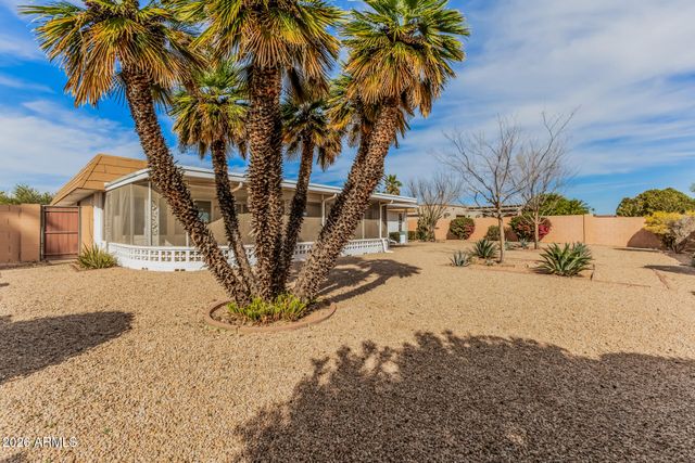 9613 W RAINTREE Drive, Sun City, AZ 85351