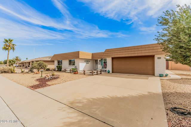 9613 W RAINTREE Drive, Sun City, AZ 85351