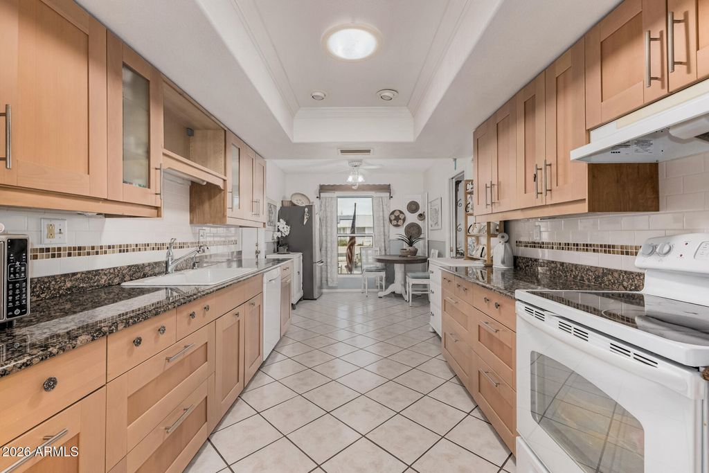 9613 W RAINTREE Drive, Sun City, AZ 85351