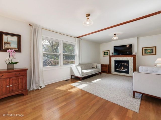 18 Montebello Drive, Vernon Hills, IL 60061
