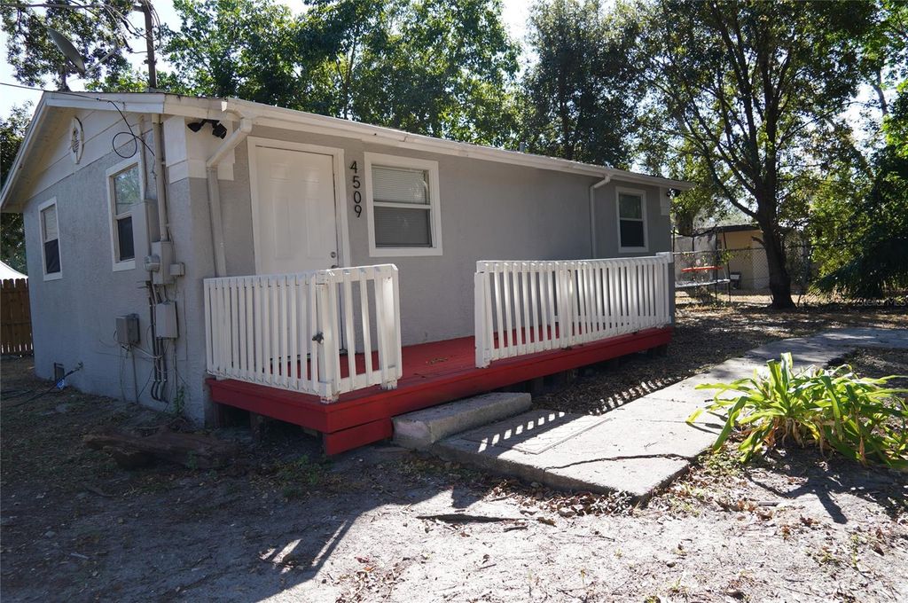 Image 33 of property listing at 4509 N 29TH STREET, Tampa, FL 33610