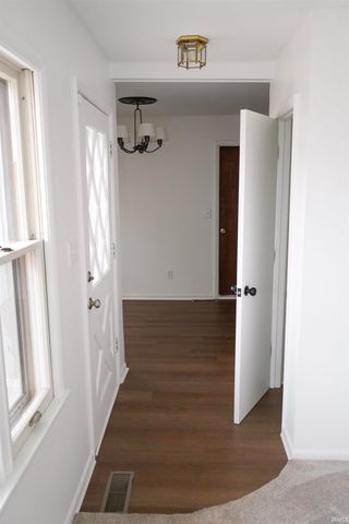 2426 White Oak Avenue, Fort Wayne, IN 46805