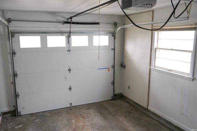 2426 White Oak Avenue, Fort Wayne, IN 46805