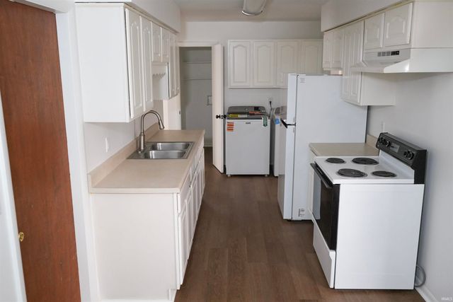 2426 White Oak Avenue, Fort Wayne, IN 46805