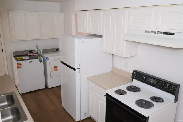 2426 White Oak Avenue, Fort Wayne, IN 46805