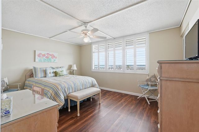 1581 GULF BOULEVARD 403N, Clearwater Beach, FL 33767