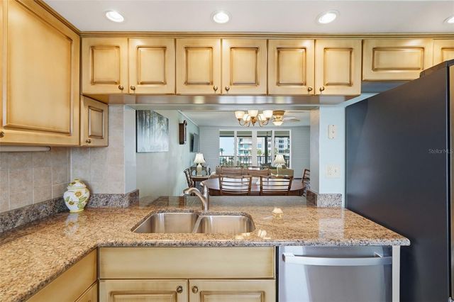 1581 GULF BOULEVARD 403N, Clearwater Beach, FL 33767