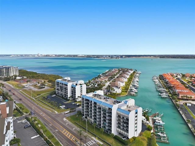 1581 GULF BOULEVARD 403N, Clearwater Beach, FL 33767