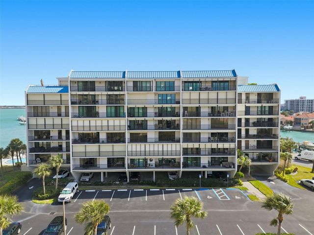 1581 GULF BOULEVARD 403N, Clearwater Beach, FL 33767