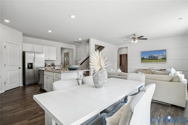 210 Happy Valley Rd, Keswick, VA 22947