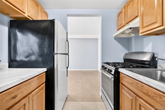 828 Tinton Avenue, Bronx, NY 10456