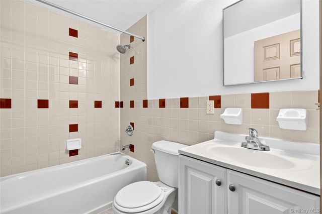 828 Tinton Avenue, Bronx, NY 10456