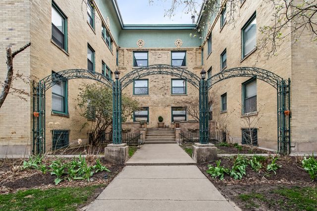 4404 N Paulina Street 2C, Chicago, IL 60640