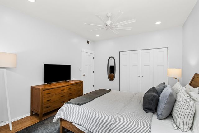 4404 N Paulina Street 2C, Chicago, IL 60640