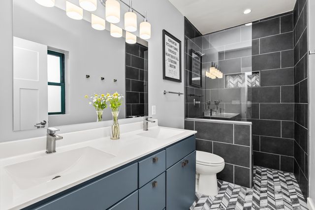 4404 N Paulina Street 2C, Chicago, IL 60640