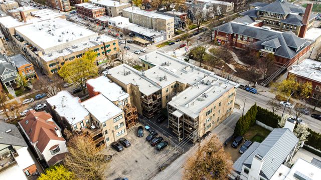 4404 N Paulina Street 2C, Chicago, IL 60640