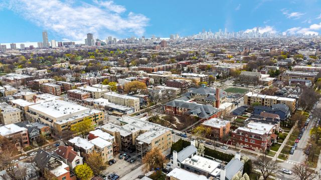 4404 N Paulina Street 2C, Chicago, IL 60640