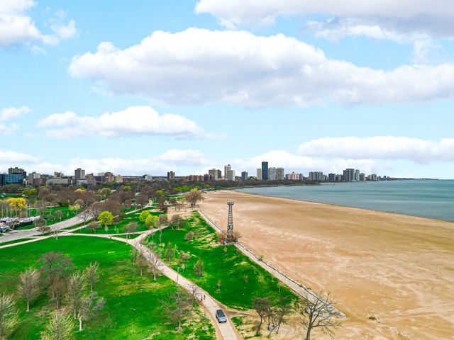 4404 N Paulina Street 2C, Chicago, IL 60640