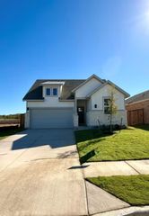 150 Sincere DR, Kyle, TX 78640