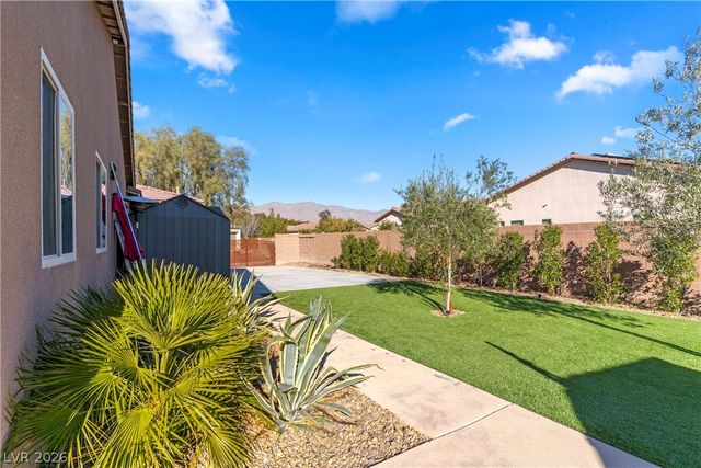 6589 Lyon Estates Avenue, Las Vegas, NV 89131