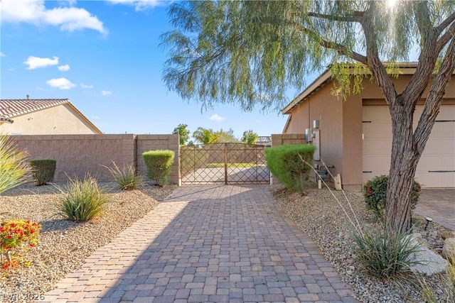 6589 Lyon Estates Avenue, Las Vegas, NV 89131