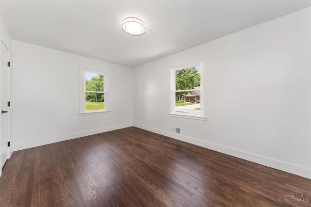 102 Chapel Road, Amelia, OH 45102