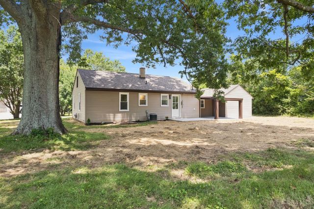 102 Chapel Road, Amelia, OH 45102