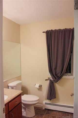 60 Old Town Road 171, Vernon, CT 06066