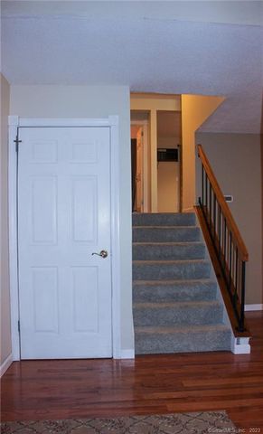 60 Old Town Road 171, Vernon, CT 06066