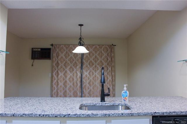 60 Old Town Road 171, Vernon, CT 06066