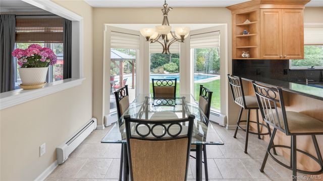 16 Long Acre Lane, Dix Hills, NY 11746