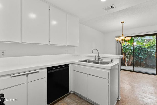 6647 Shakespeare Way, Ventura, CA 93003