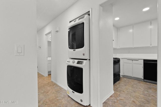 6647 Shakespeare Way, Ventura, CA 93003