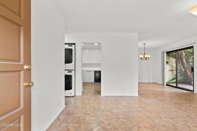 6647 Shakespeare Way, Ventura, CA 93003