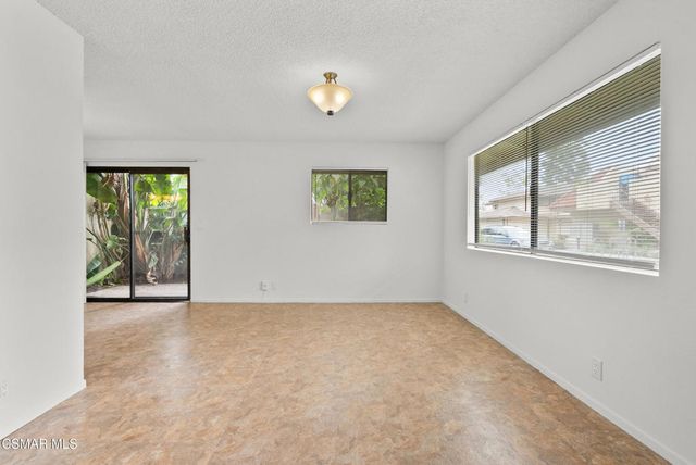 6647 Shakespeare Way, Ventura, CA 93003