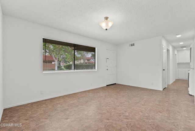 6647 Shakespeare Way, Ventura, CA 93003