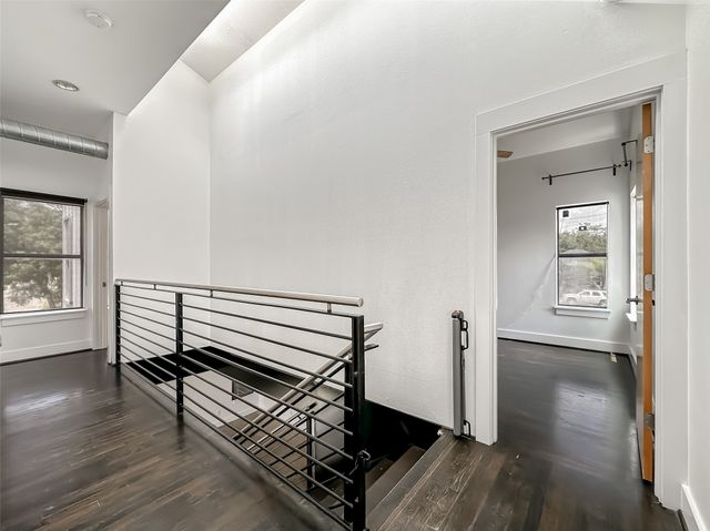 417 S Beacon Street, Dallas, TX 75223