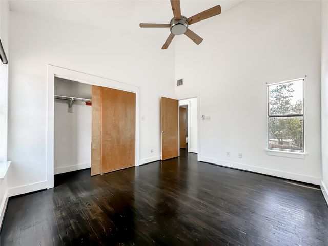 417 S Beacon Street, Dallas, TX 75223