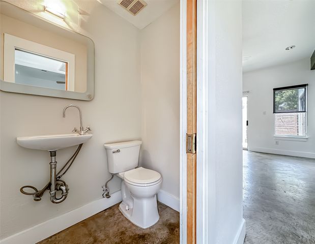 417 S Beacon Street, Dallas, TX 75223