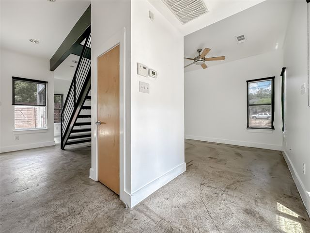417 S Beacon Street, Dallas, TX 75223