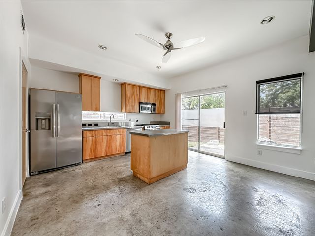 417 S Beacon Street, Dallas, TX 75223